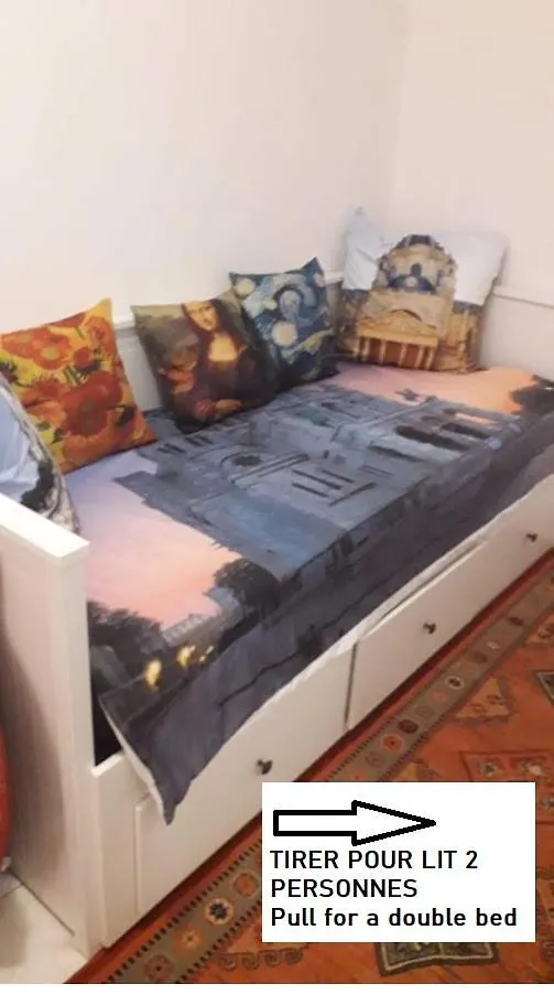 Petite Maison: Charming Self-Clean Stay in Prime Location Paris Apartment